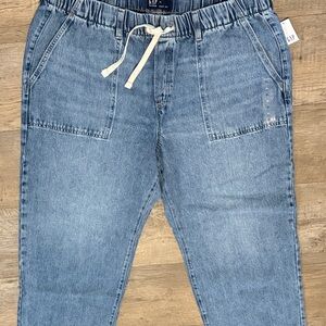 GAP Mid rise SuperSoft Easy Jeans